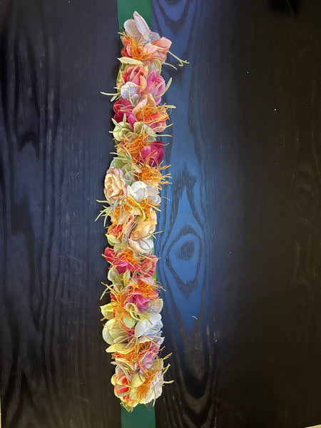 Silk Lei Po'o or Haku Lei
